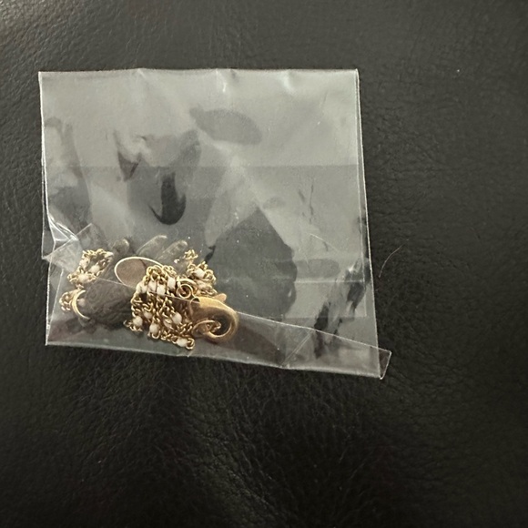 Gold Hamsa Pendant Necklace - Picture 5 of 5